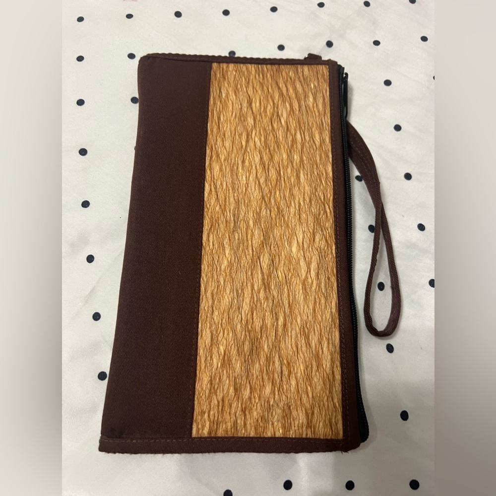 Bark tree wallet